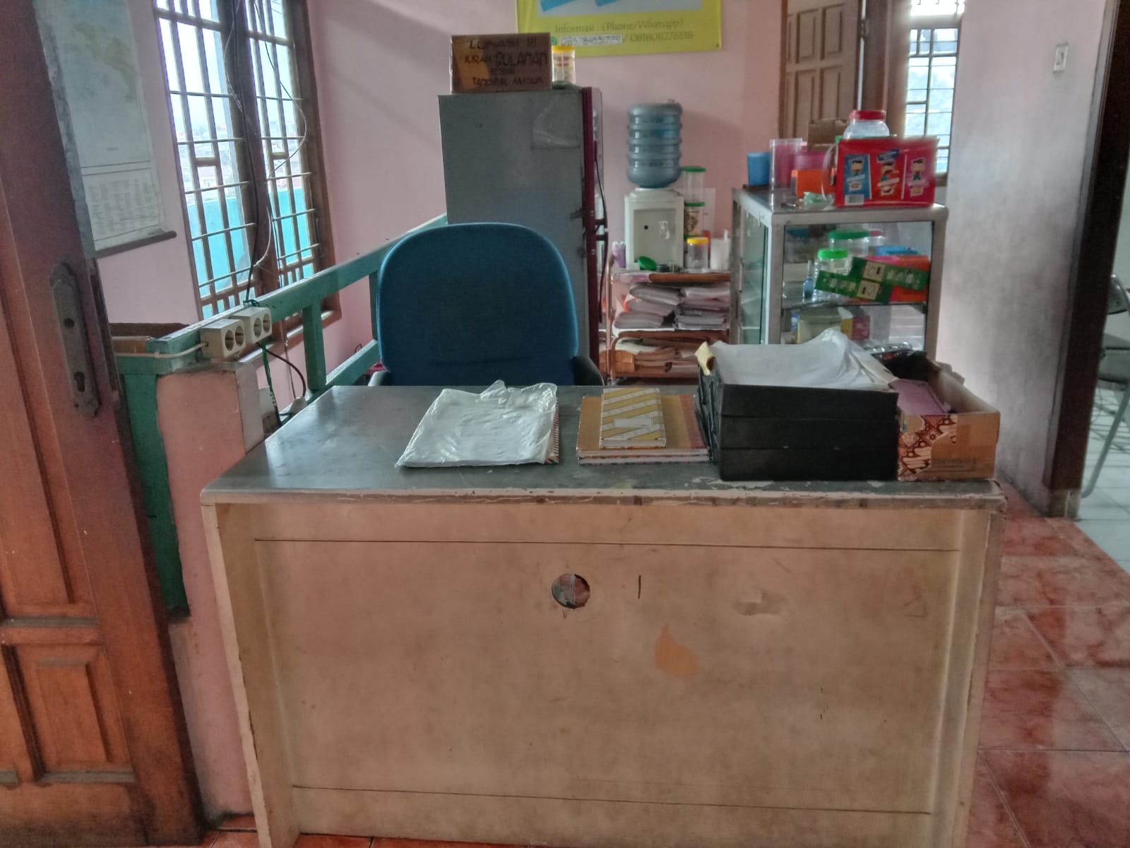 Ruang Pelayanan & Informasi (Front Office)